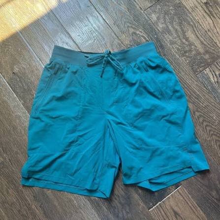 Lululemon License to Train Shorts Second Hand - pre-owned Lululemon UK